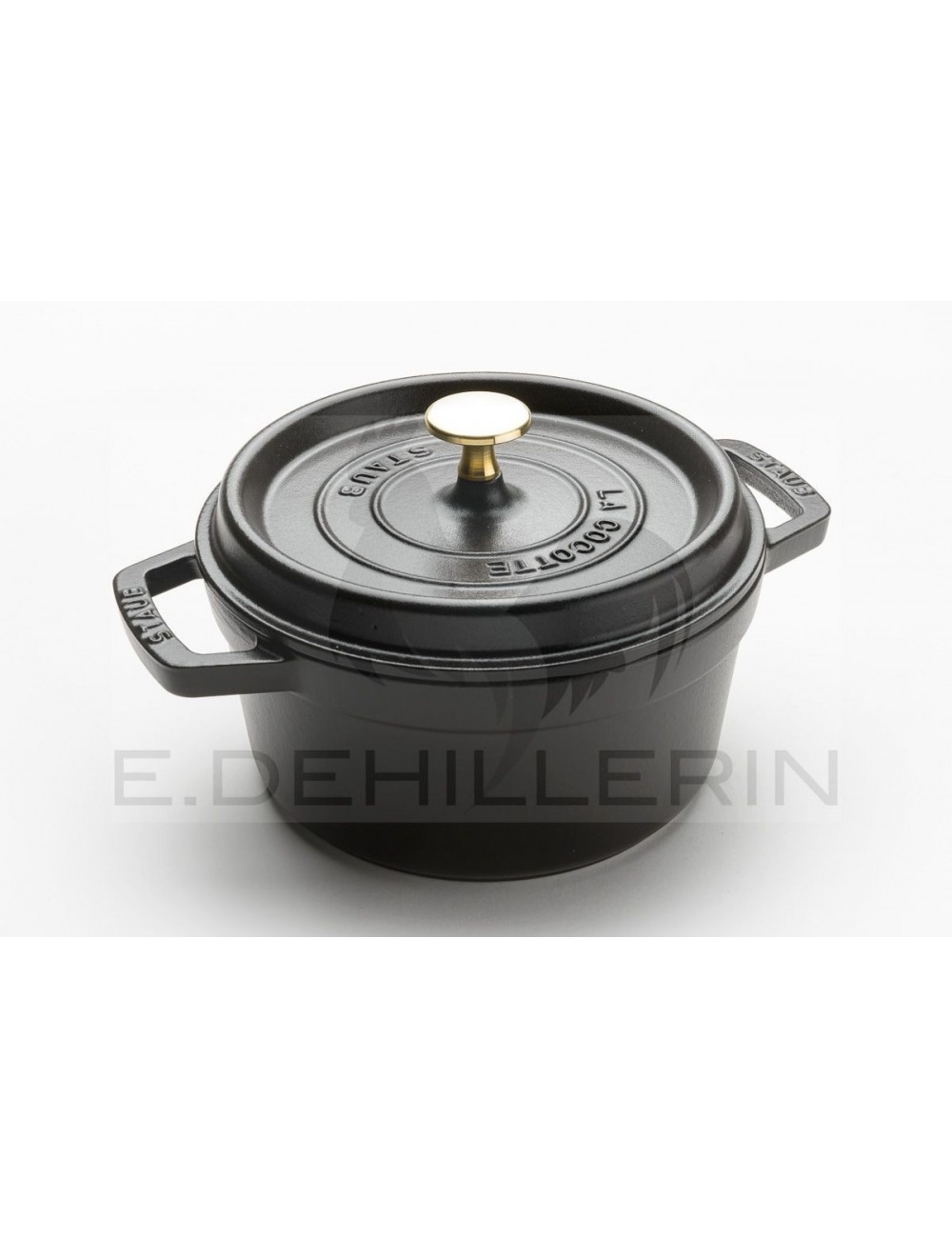 https://www.edehillerin.fr/699-large_default/casserole-cast-iron-round-black-staub.jpg